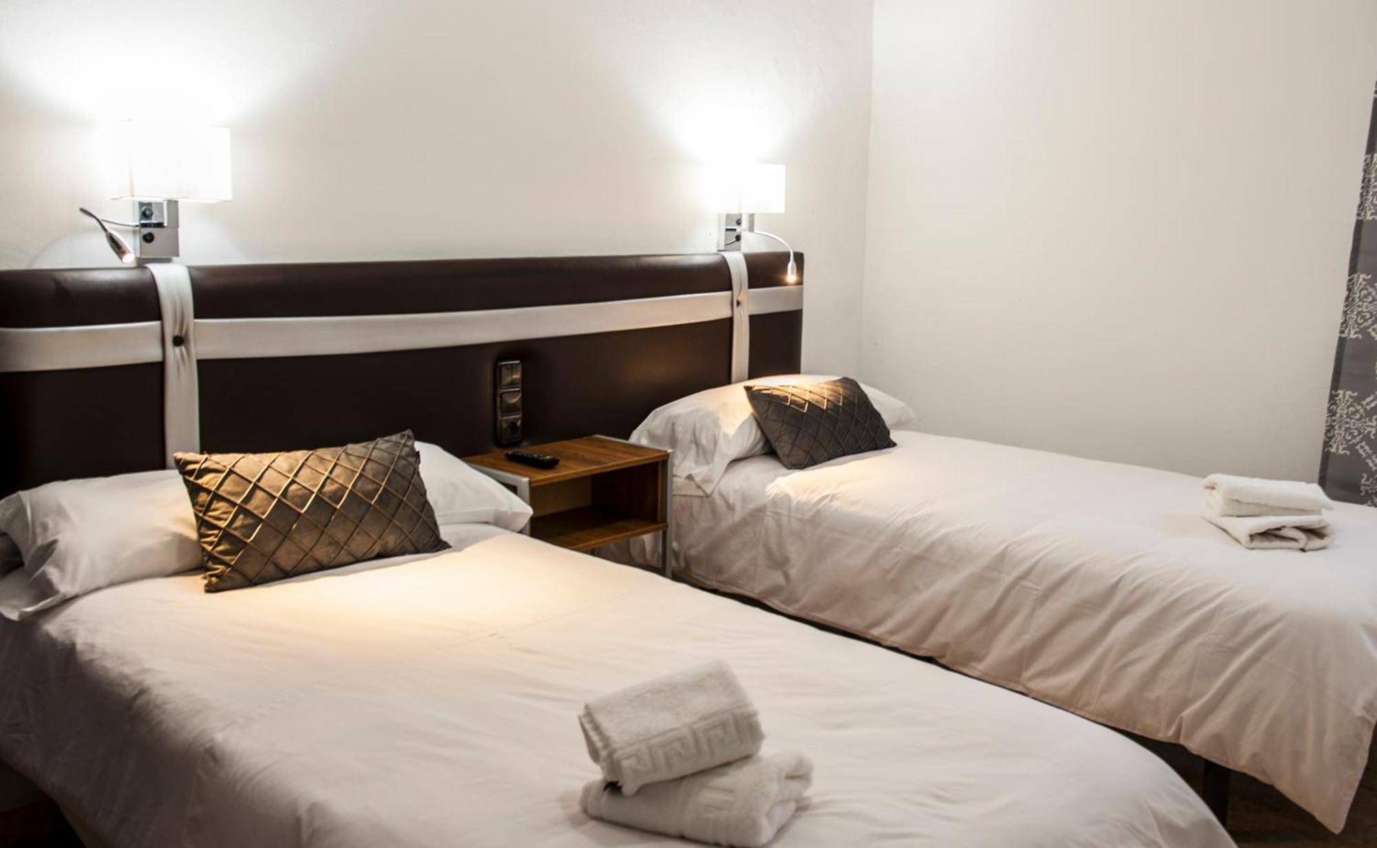 Hostal Las Palomas Lucena Buitenkant foto