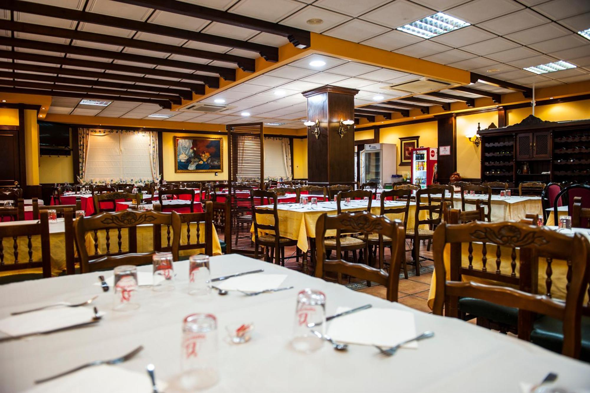 Hostal Las Palomas Lucena Buitenkant foto